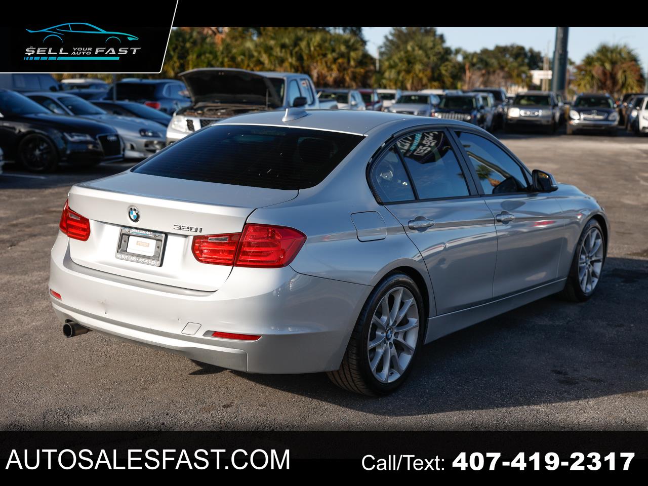 2013 BMW 320i 4DR SEDAN