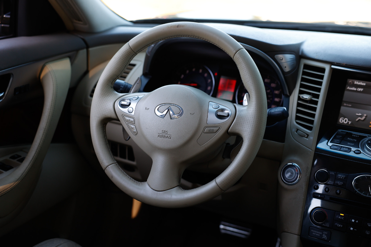 Infiniti FX35  2009