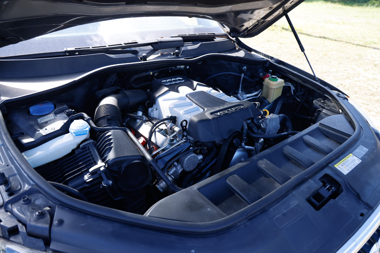 Audi Q7 Premium Plus 4D SUV 3.0T 2014