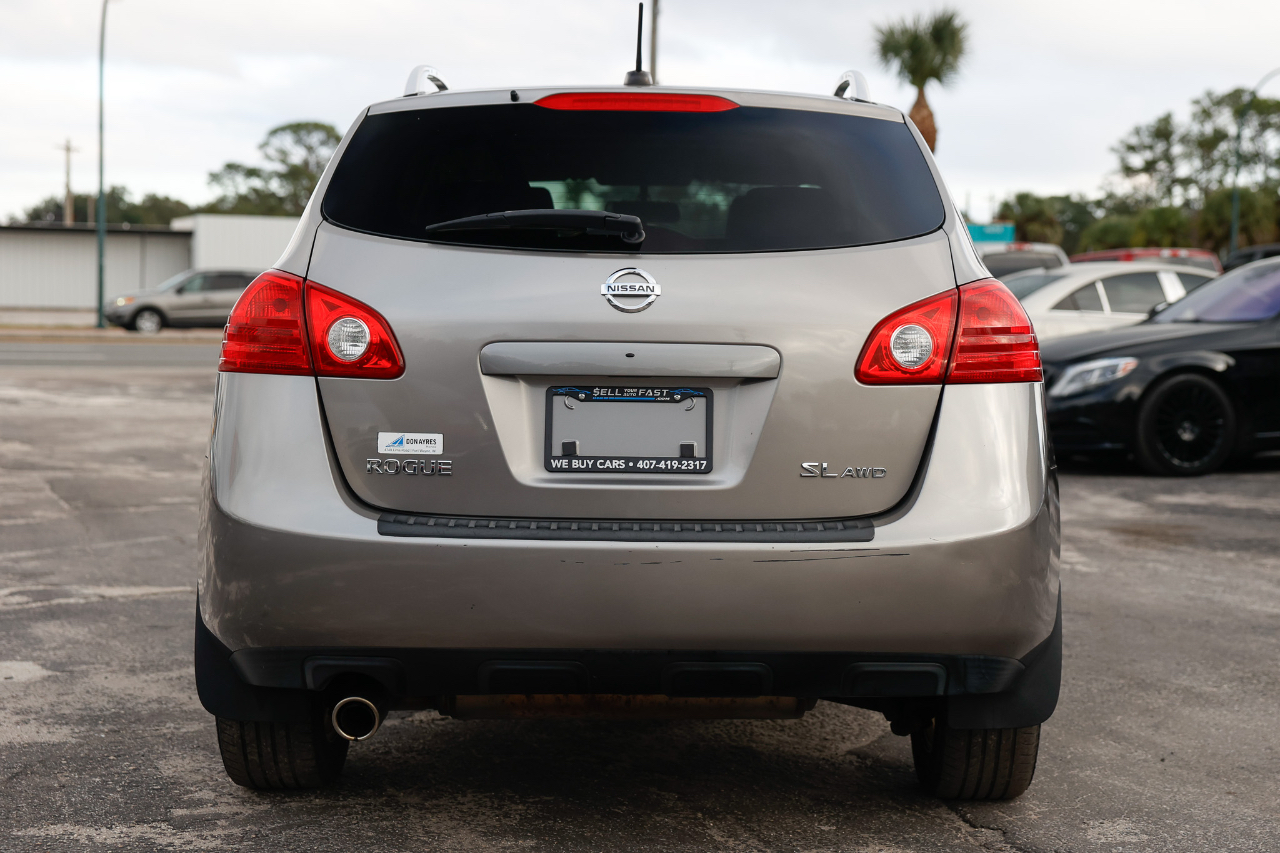 Nissan Rogue S AWD 2010