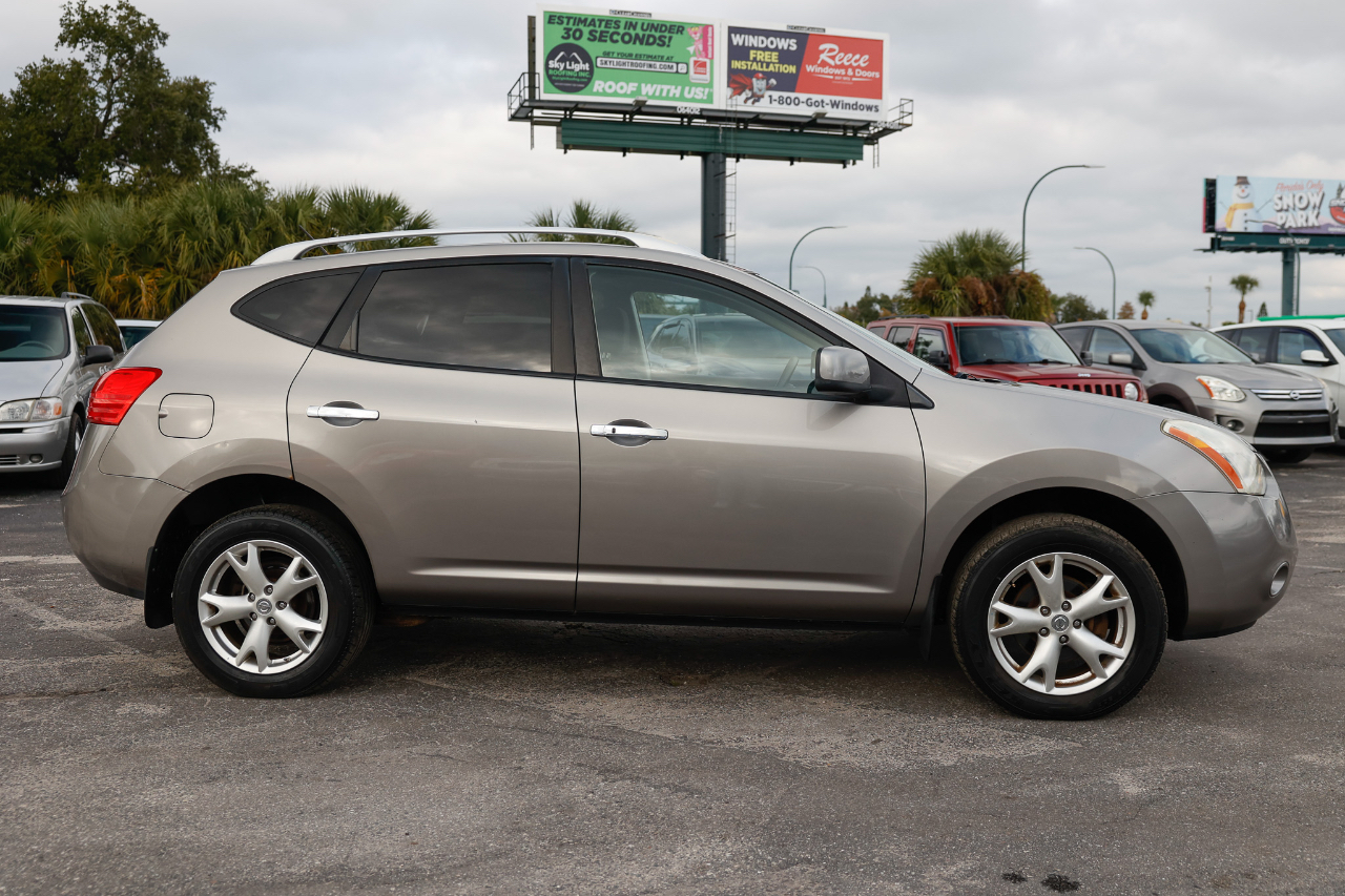 Nissan Rogue S AWD 2010