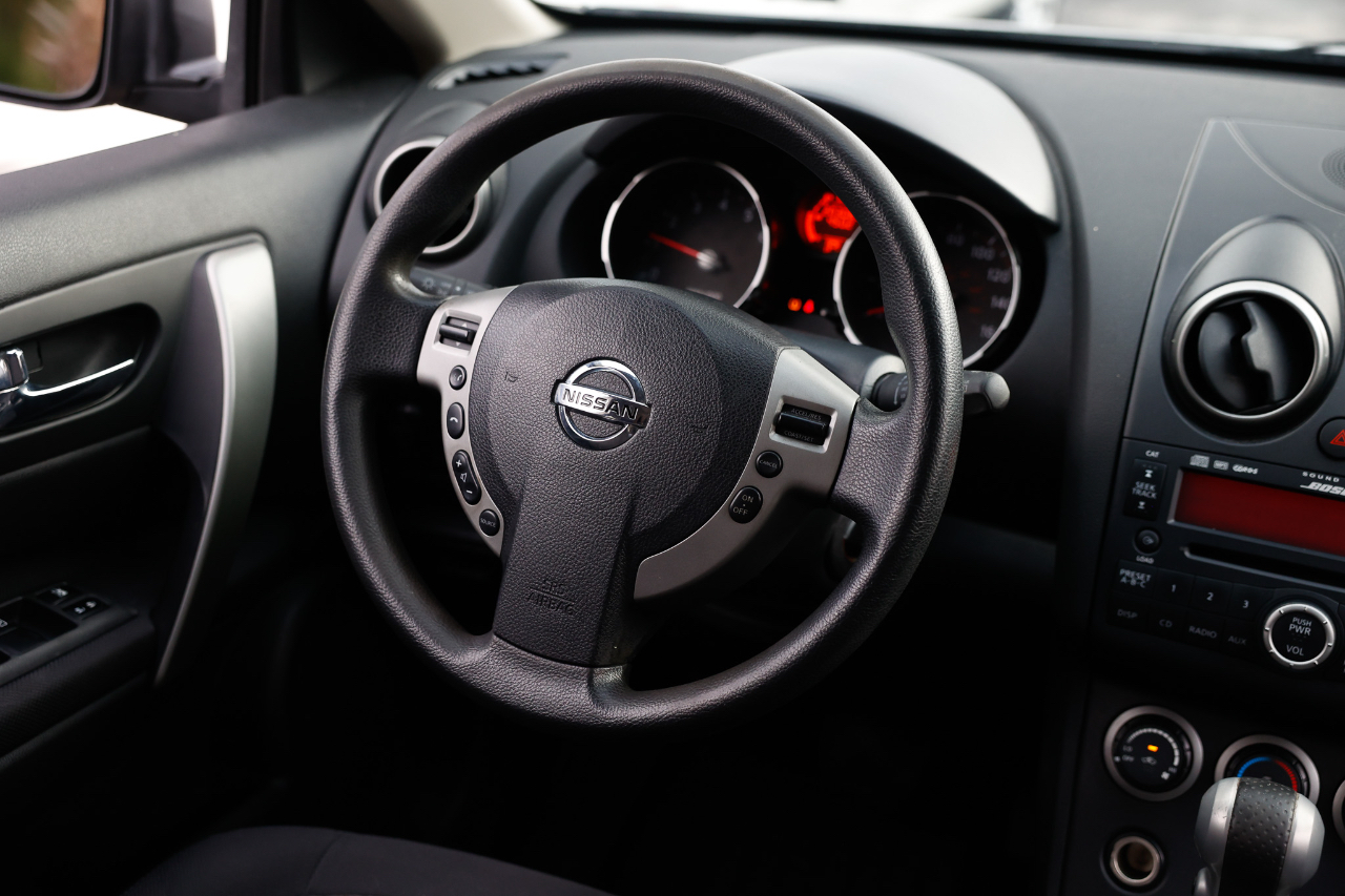 Nissan Rogue S AWD 2010