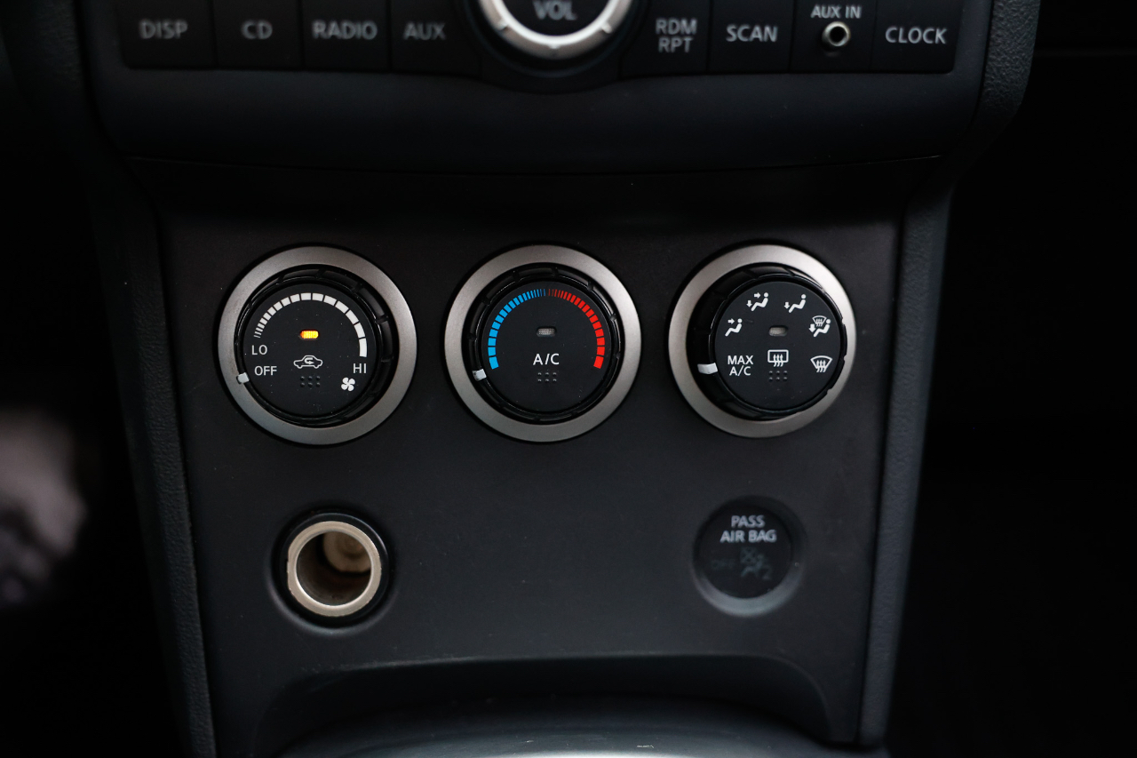 Nissan Rogue S AWD 2010