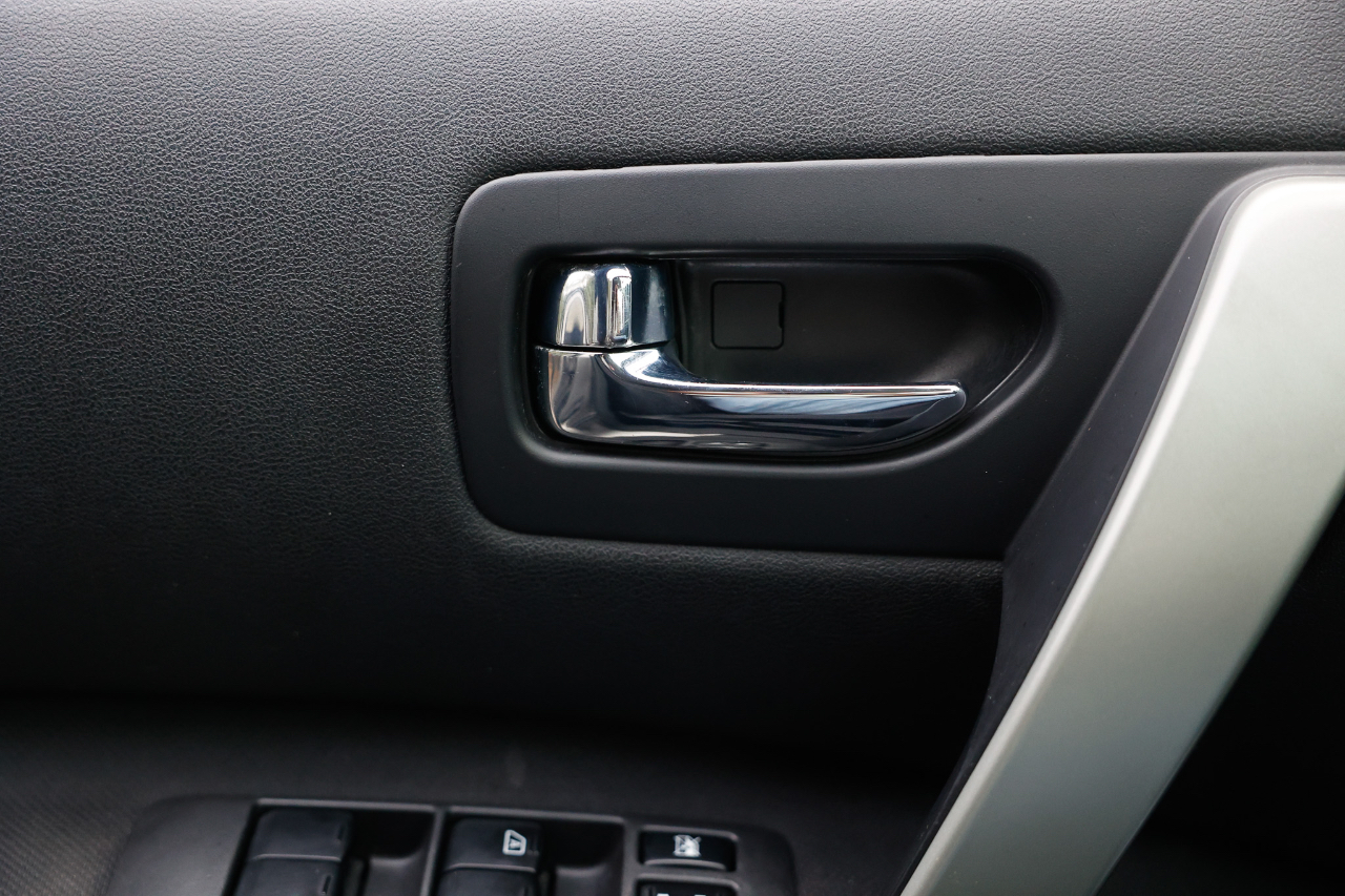 Nissan Rogue S AWD 2010