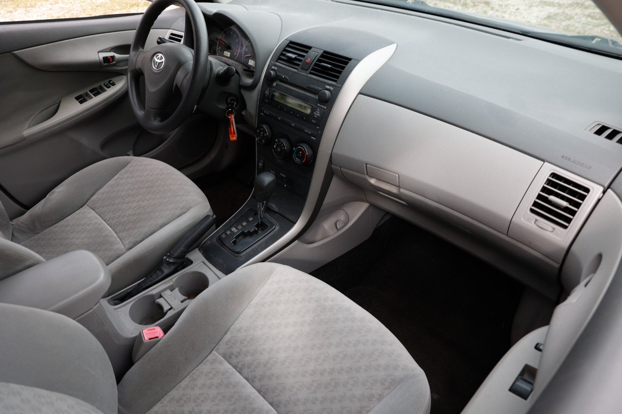 Toyota Corolla  2009