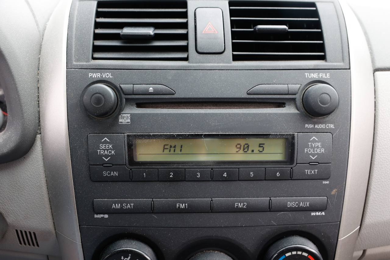 Toyota Corolla  2009