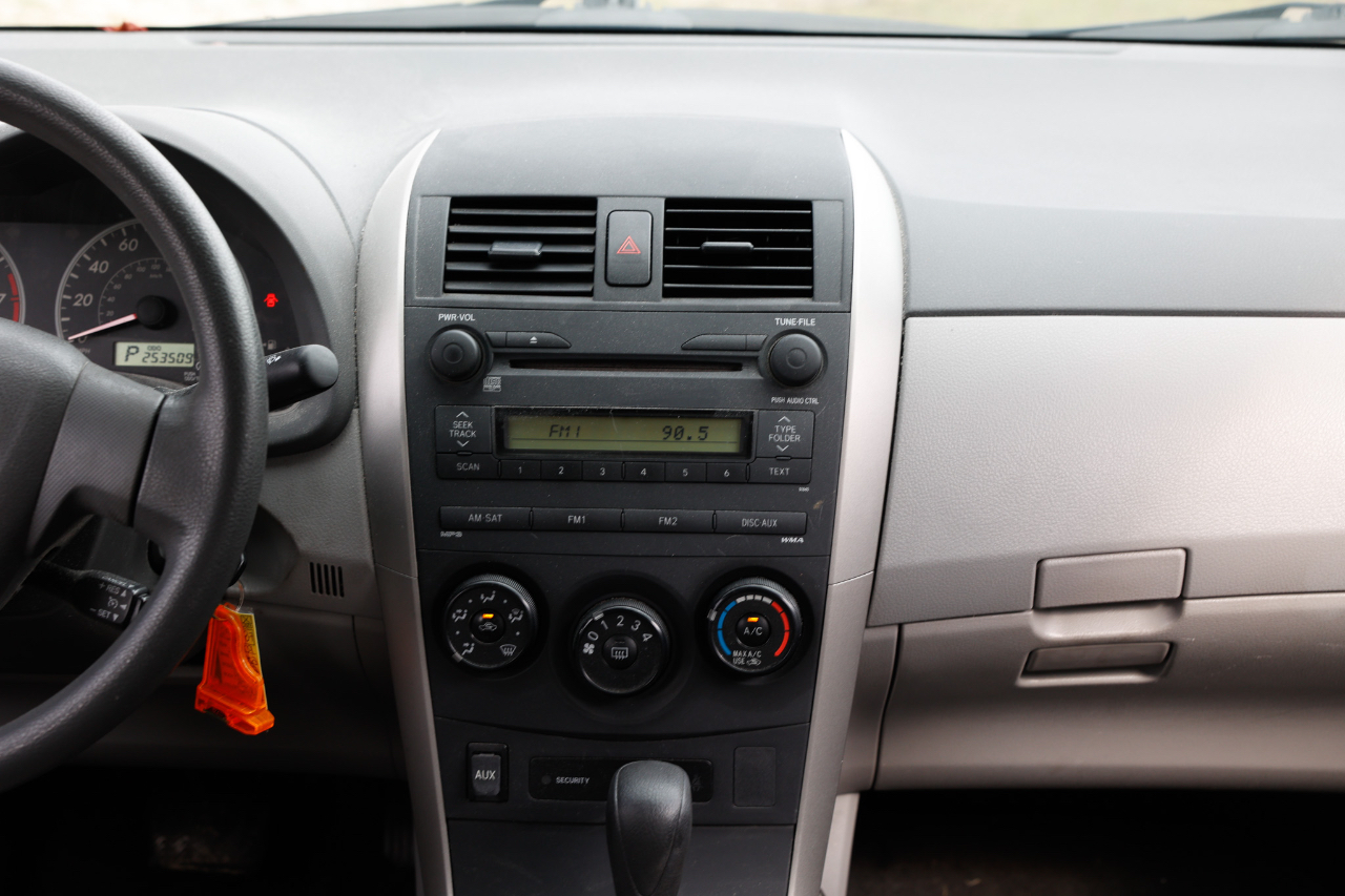 Toyota Corolla  2009