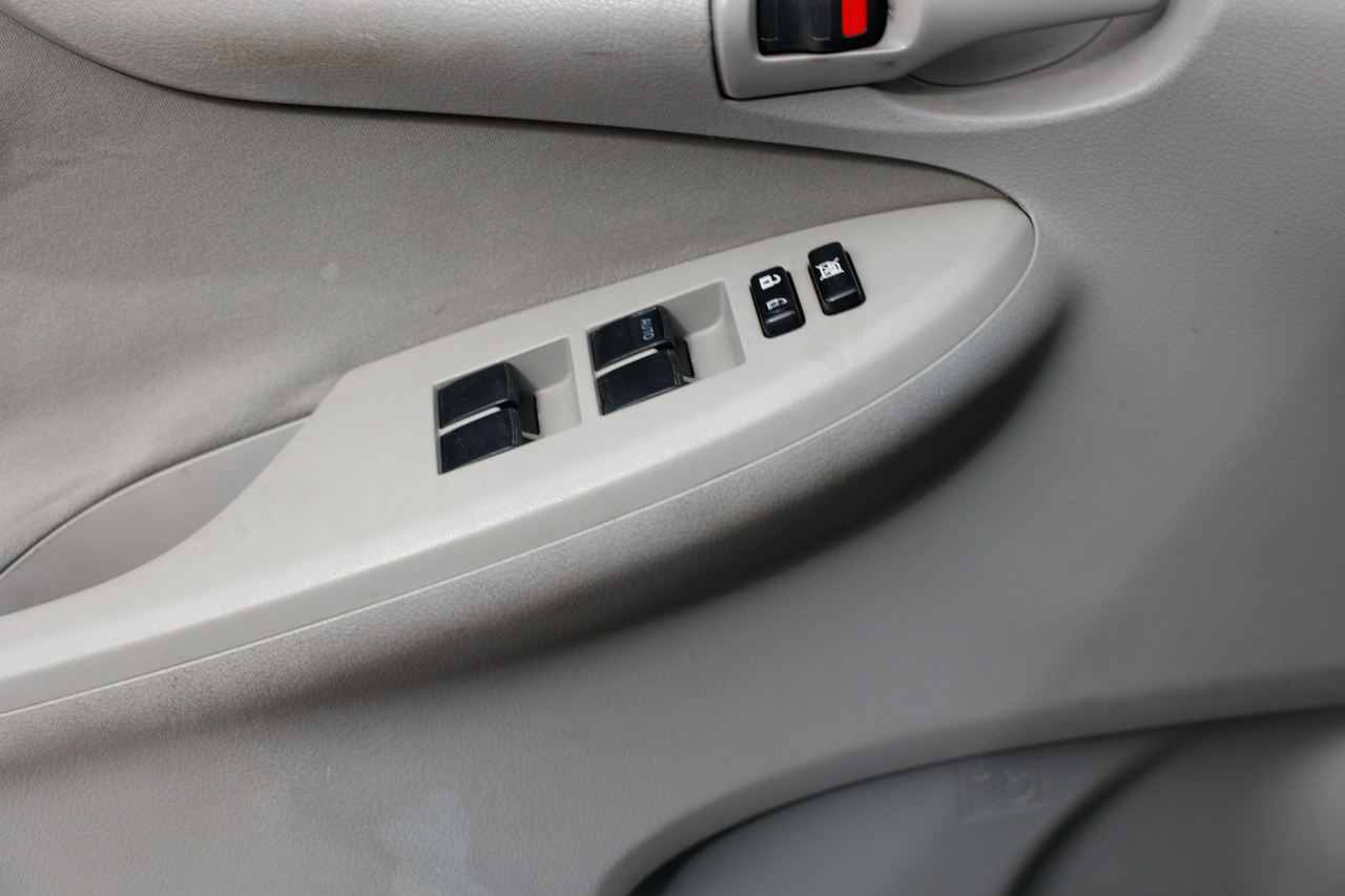 Toyota Corolla  2009