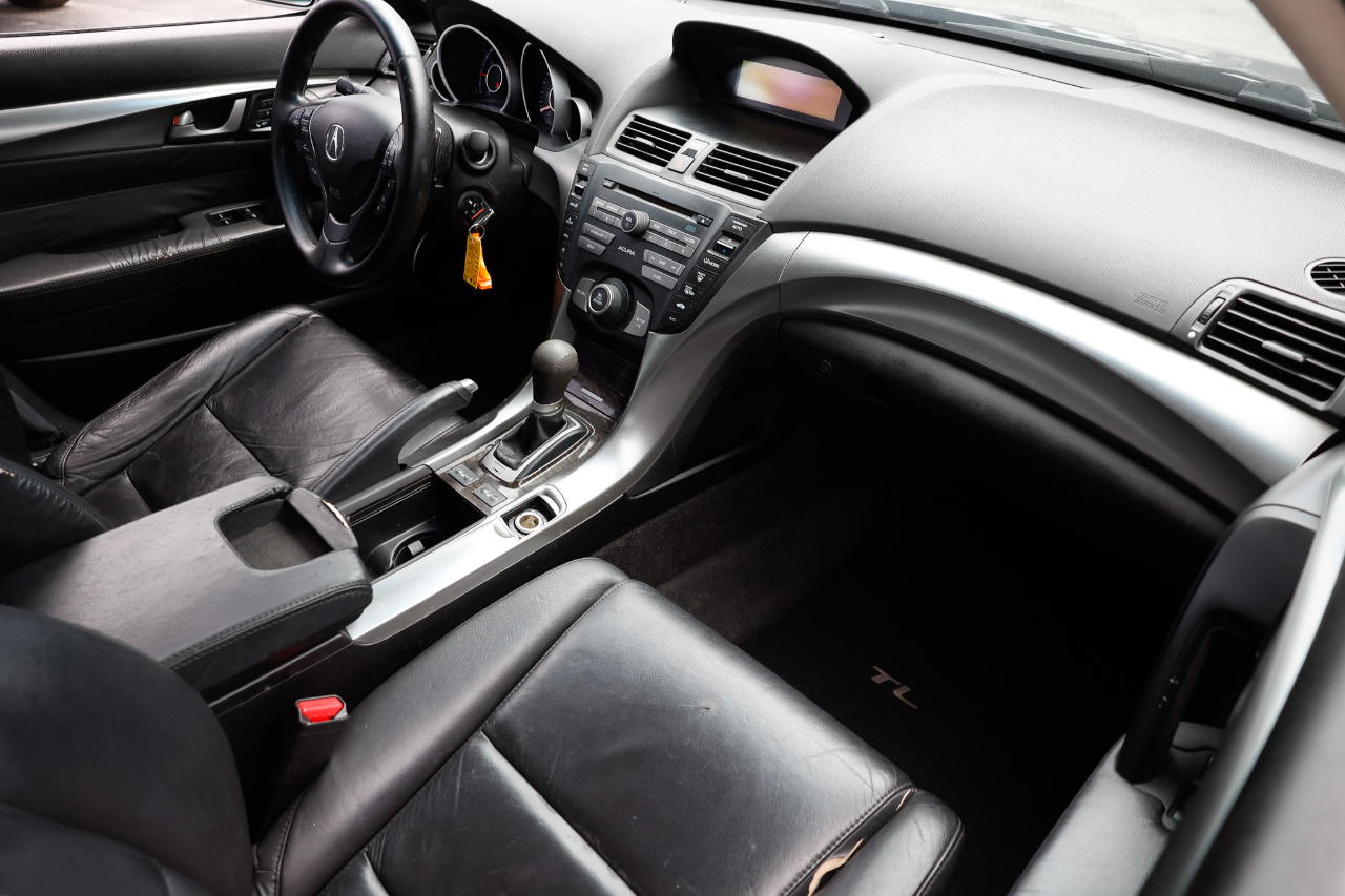 Acura TL  2010