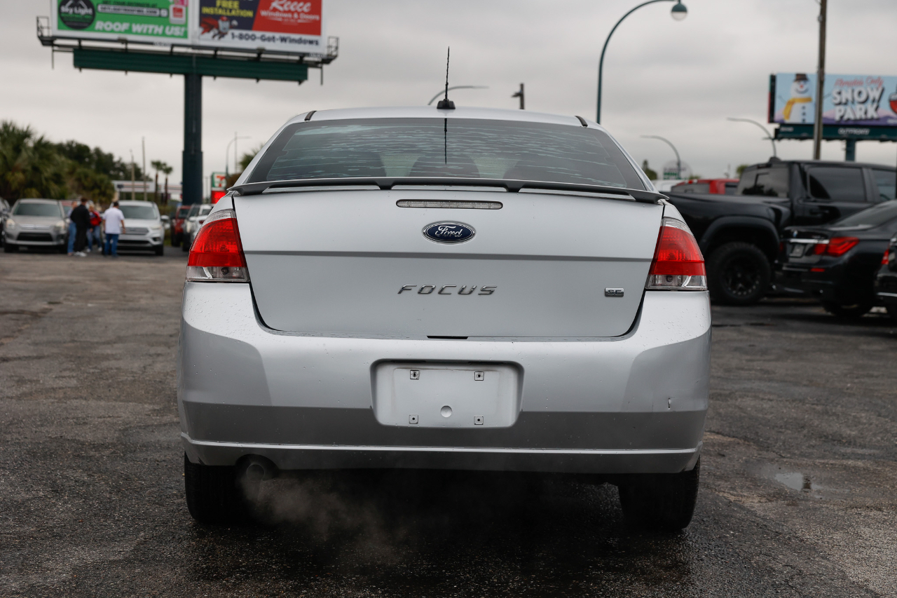 Ford Focus  2010