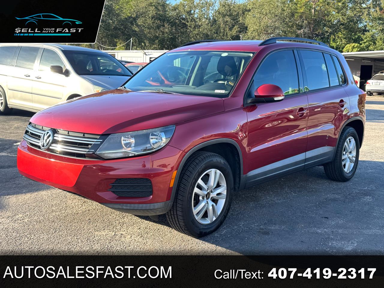 2015 Volkswagen Tiguan S's photo