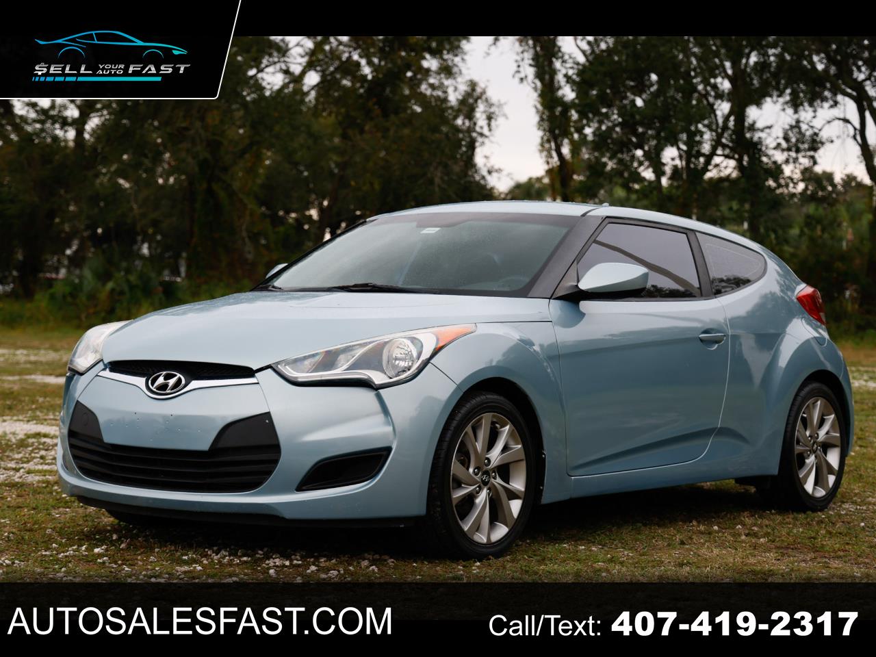 2016 Hyundai Veloster Base's photo