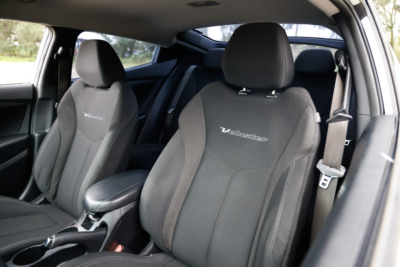 Hyundai Veloster  2016