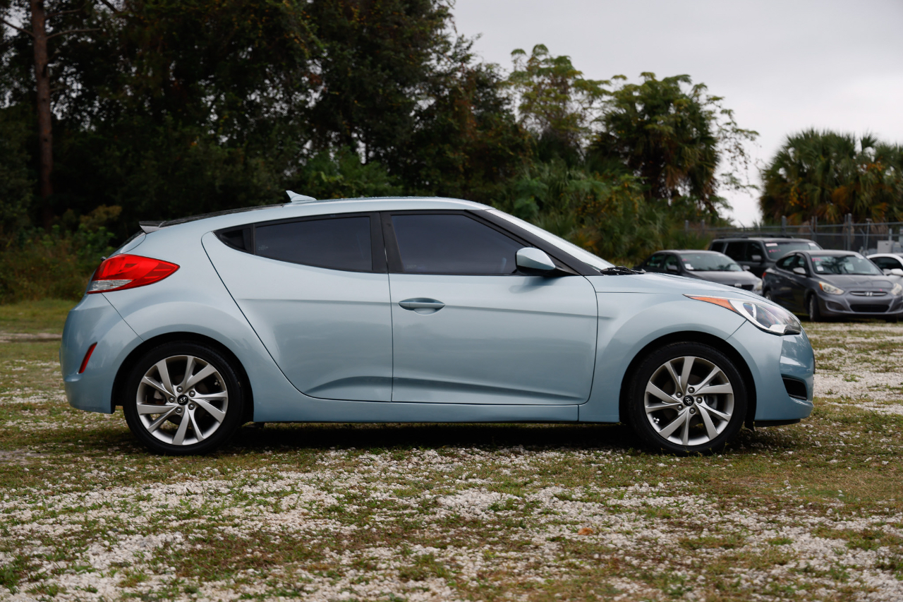 Hyundai Veloster  2016