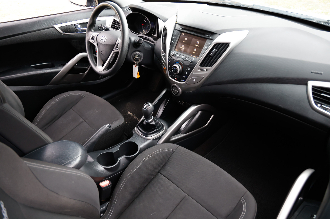 Hyundai Veloster  2016