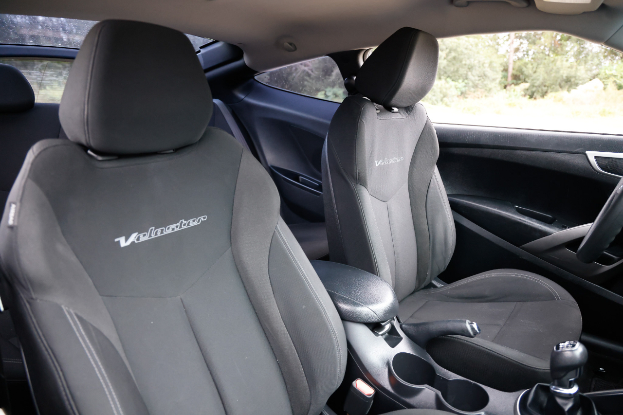 Hyundai Veloster  2016