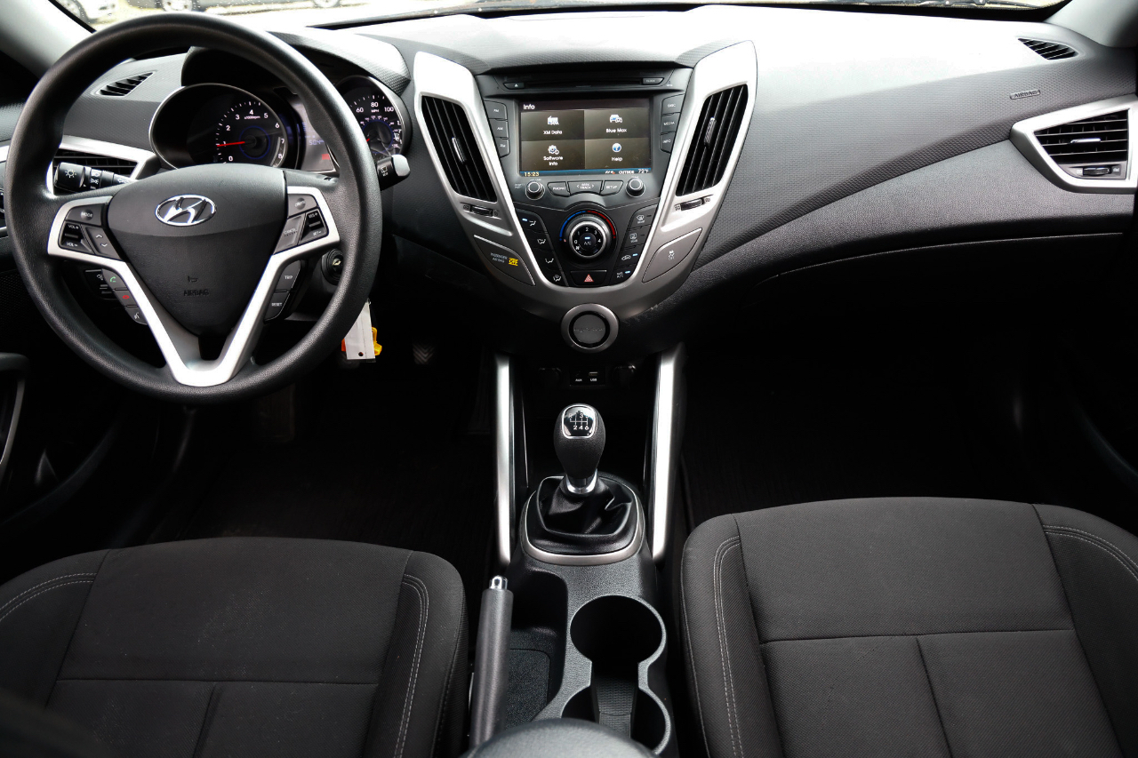 Hyundai Veloster  2016