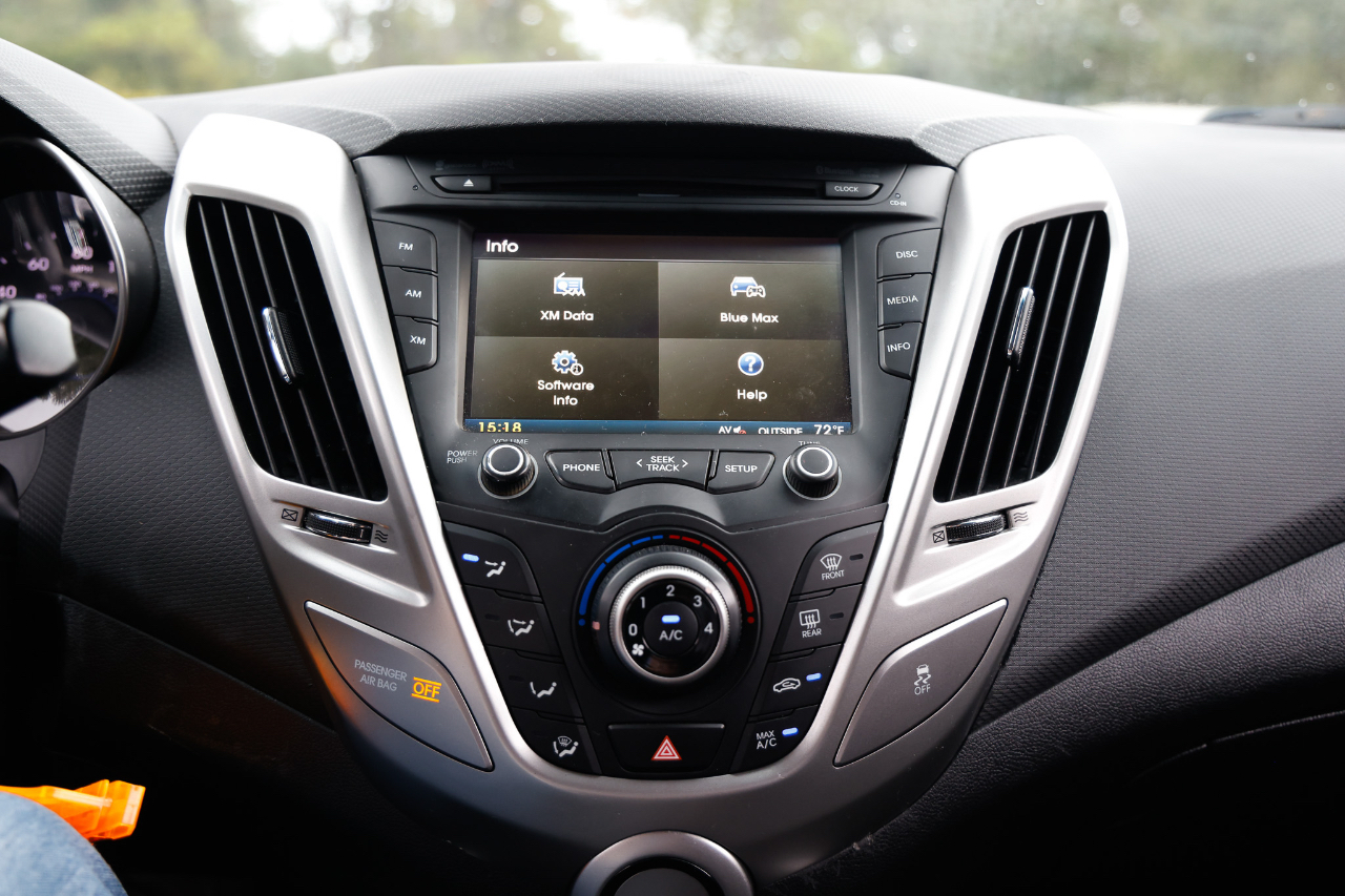 Hyundai Veloster  2016