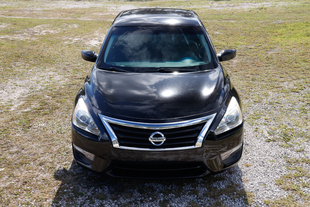 Nissan Altima  2014
