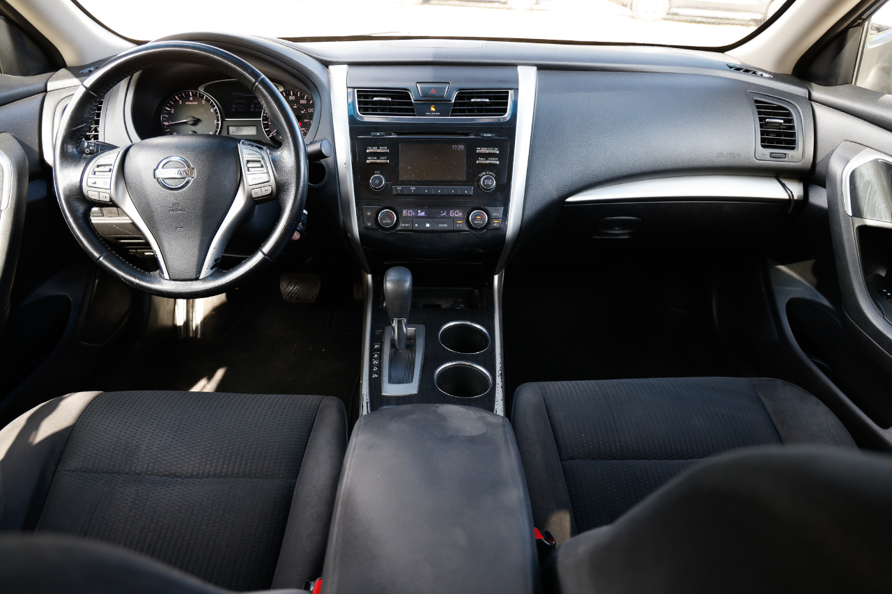 Nissan Altima  2014