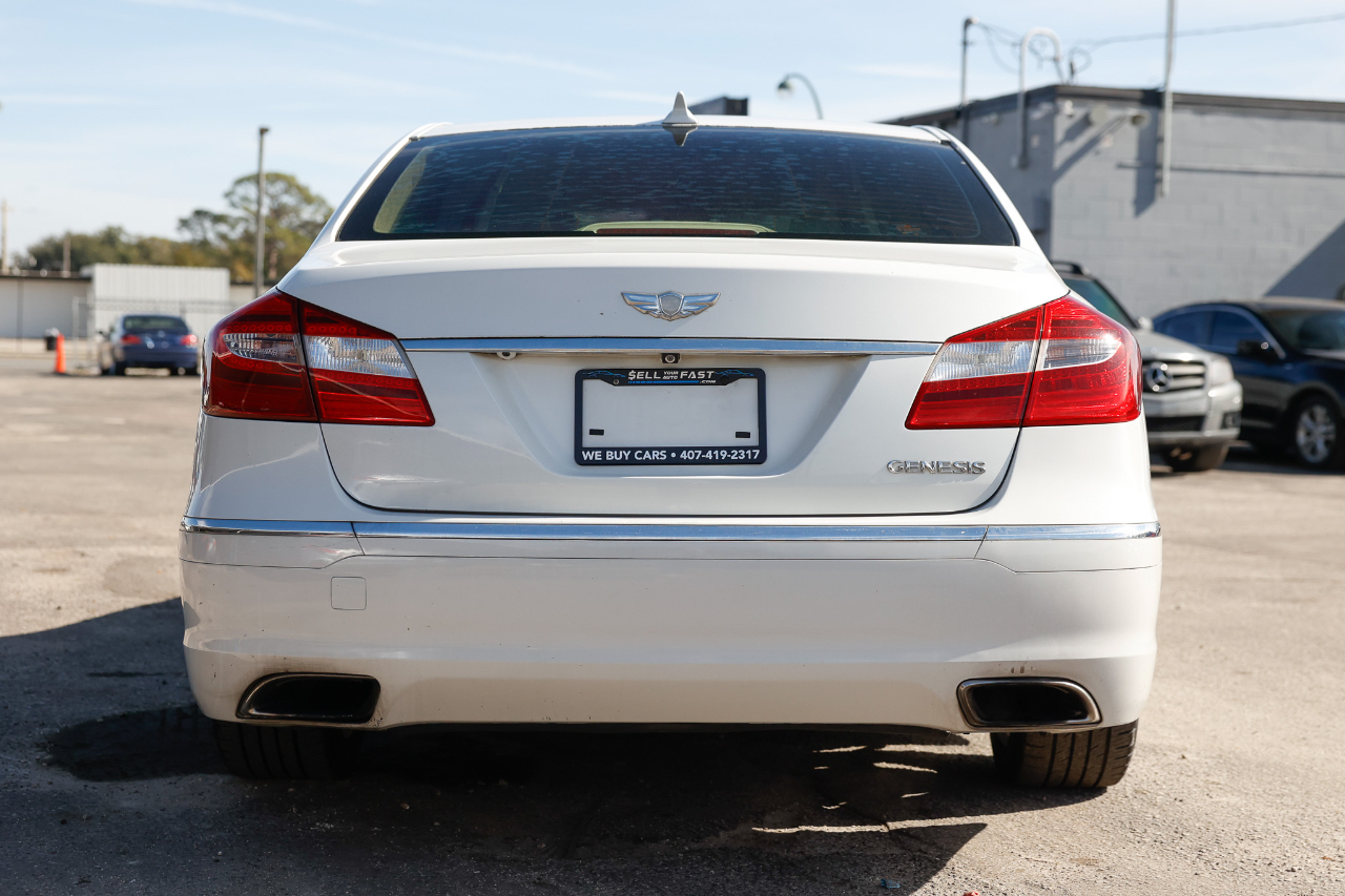 Hyundai Genesis 3.8L 2012