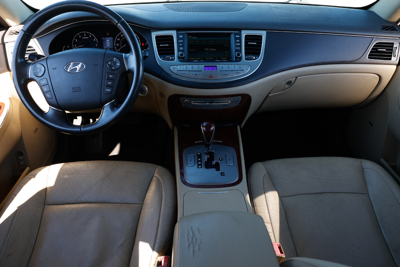 Hyundai Genesis 3.8L 2012