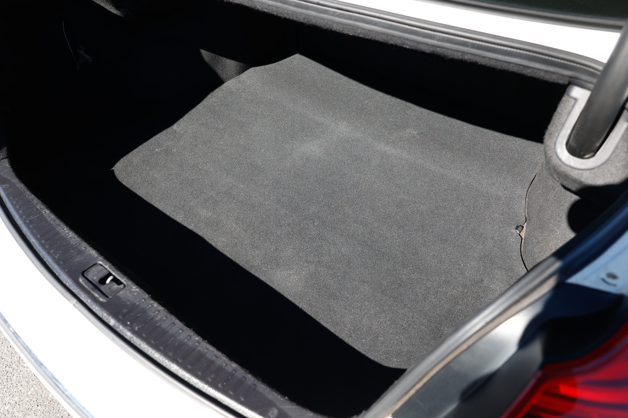 Hyundai Genesis 3.8L 2012