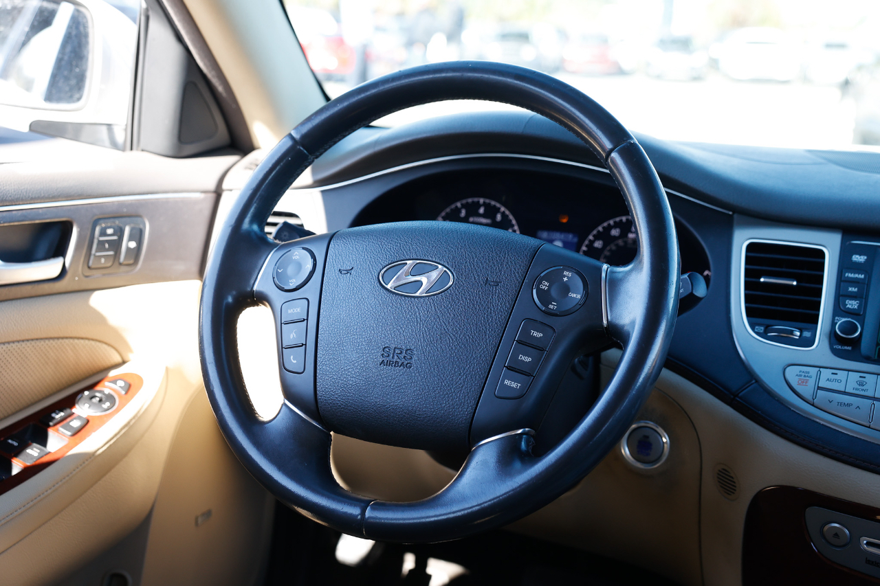 Hyundai Genesis 3.8L 2012
