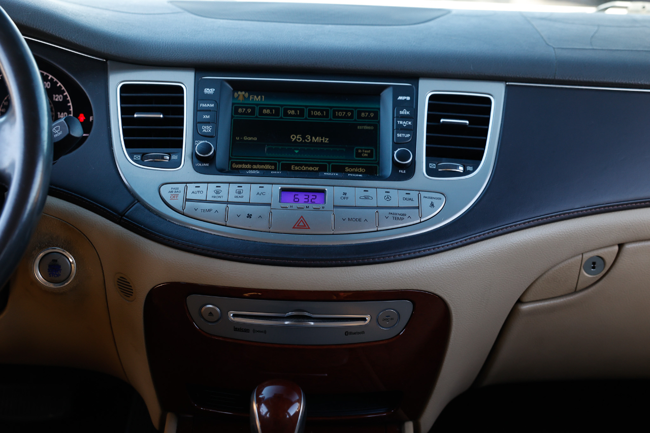 Hyundai Genesis 3.8L 2012