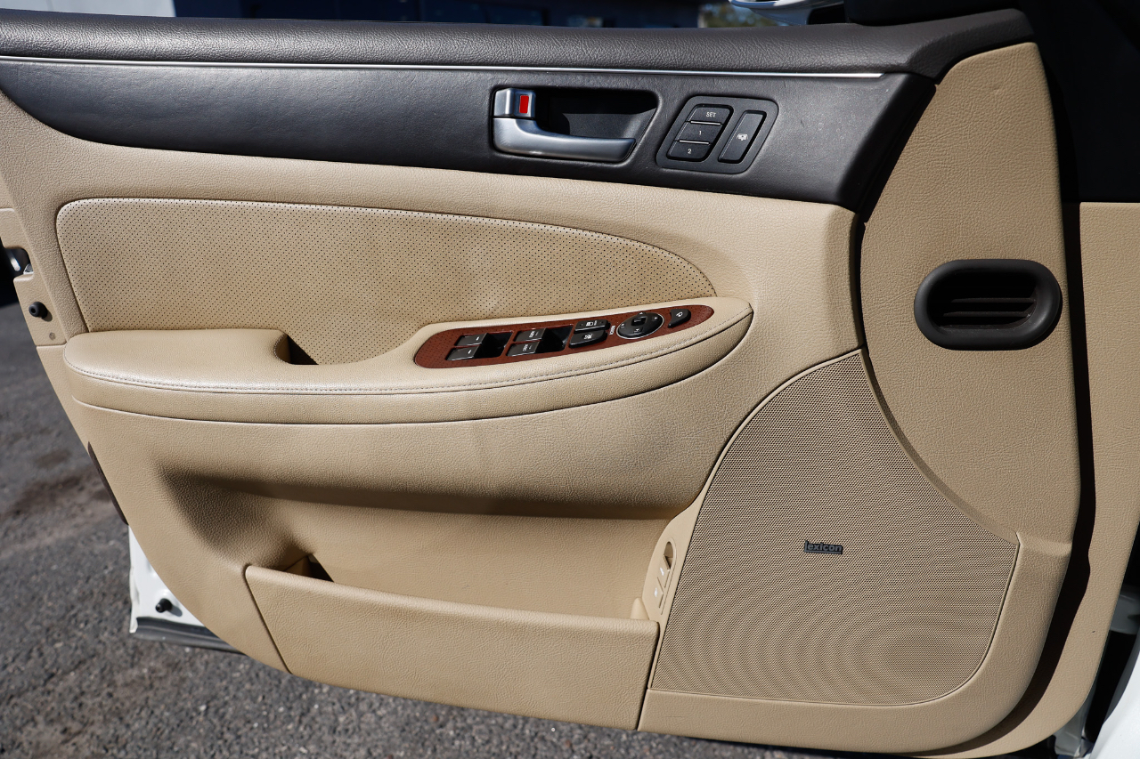 Hyundai Genesis 3.8L 2012