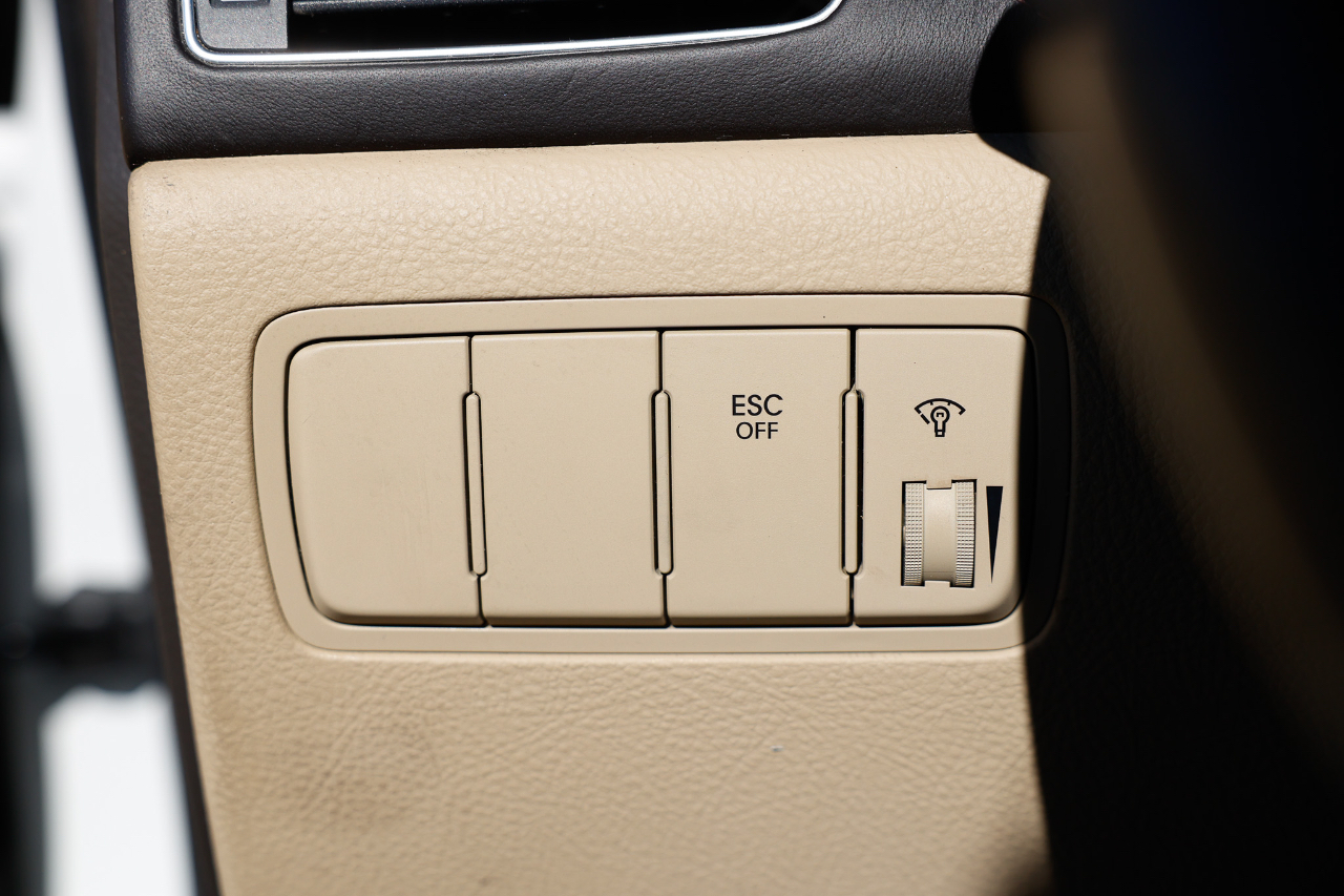 Hyundai Genesis 3.8L 2012