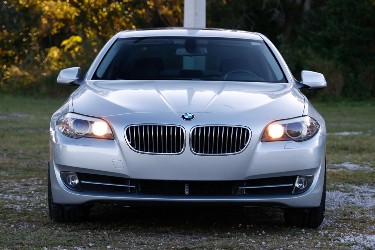BMW 528i  2011