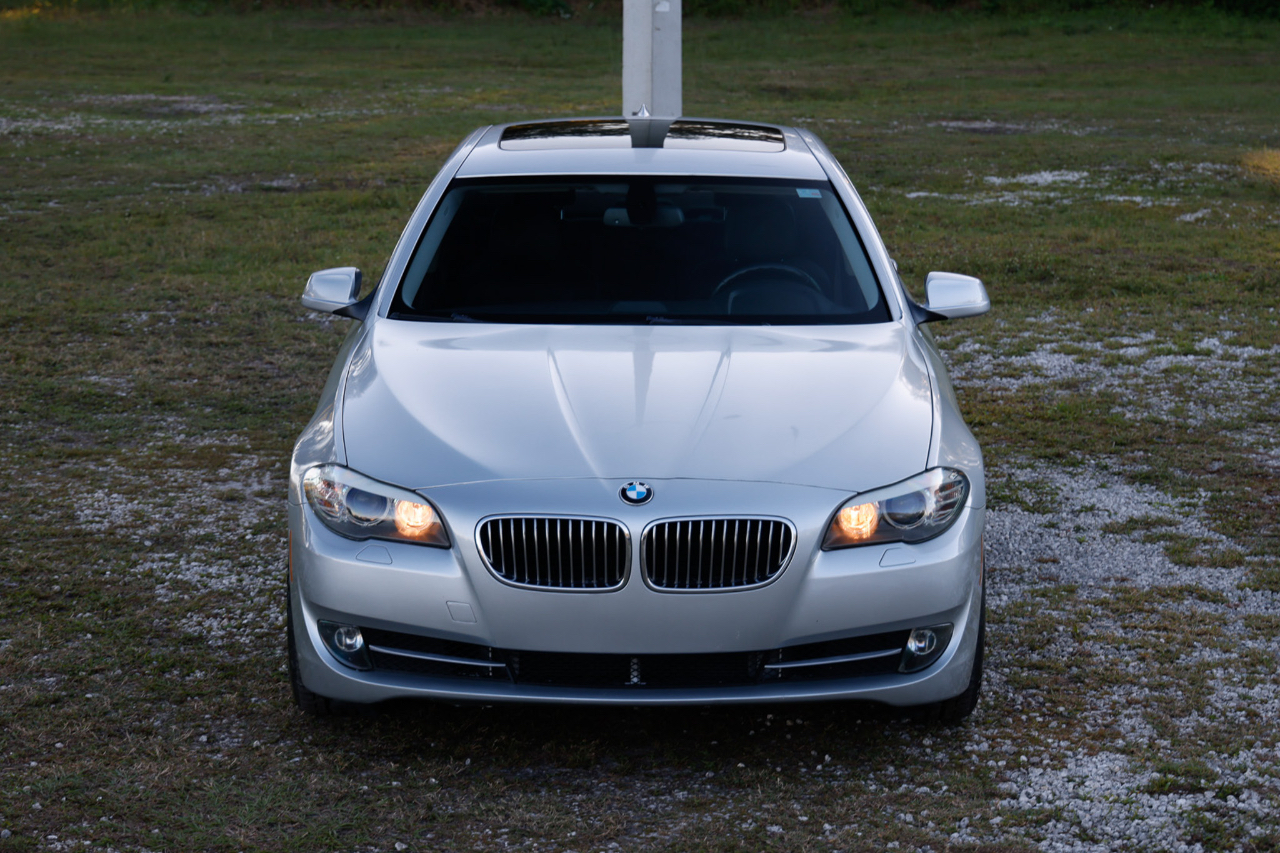 BMW 528i  2011