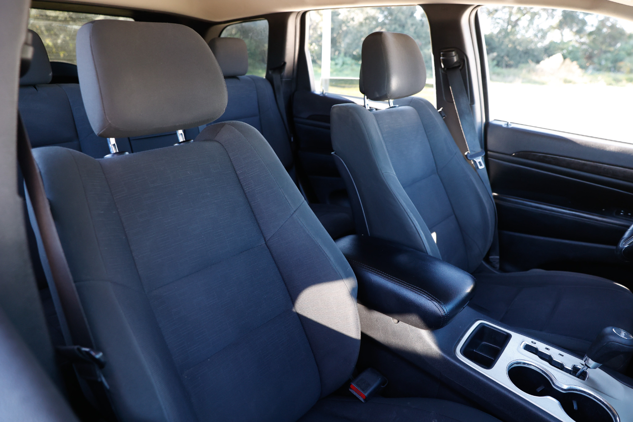 Jeep Grand Cherokee  2012