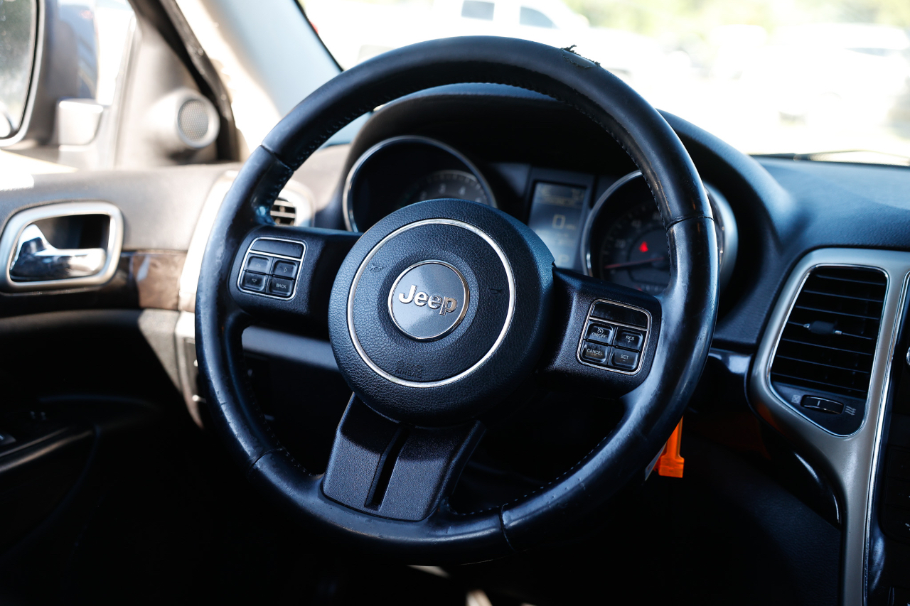 Jeep Grand Cherokee  2012