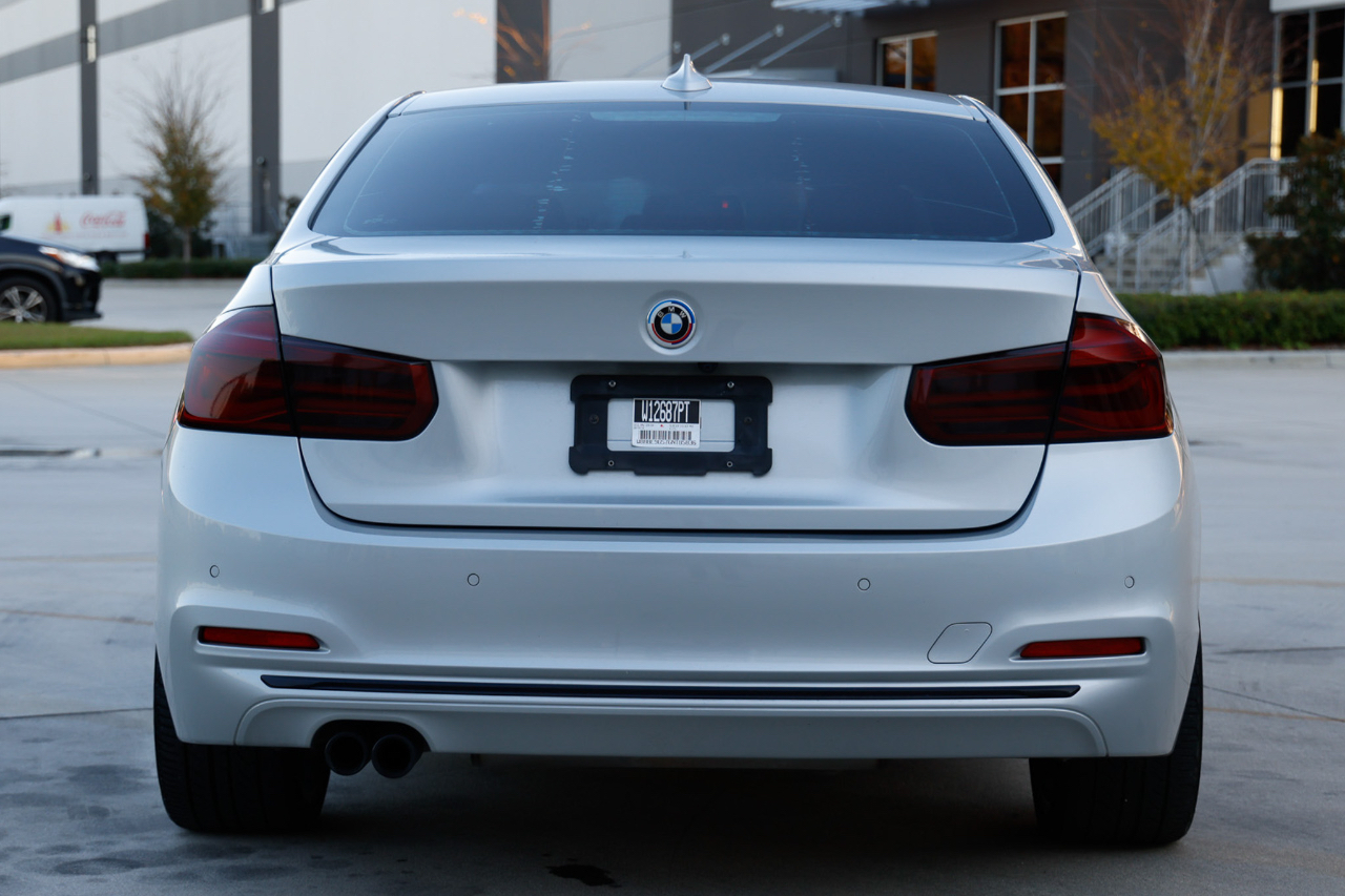 BMW 328i  2016