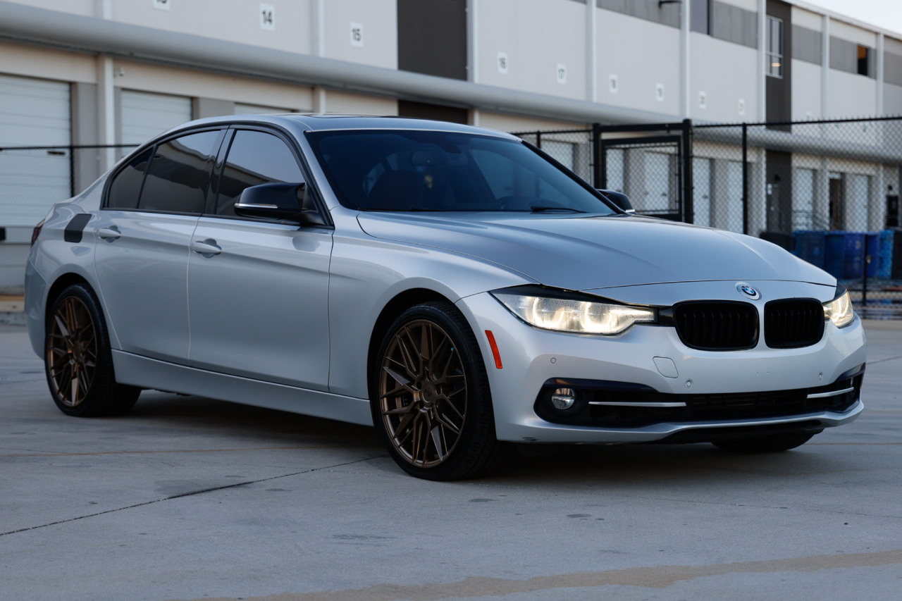 BMW 328i  2016