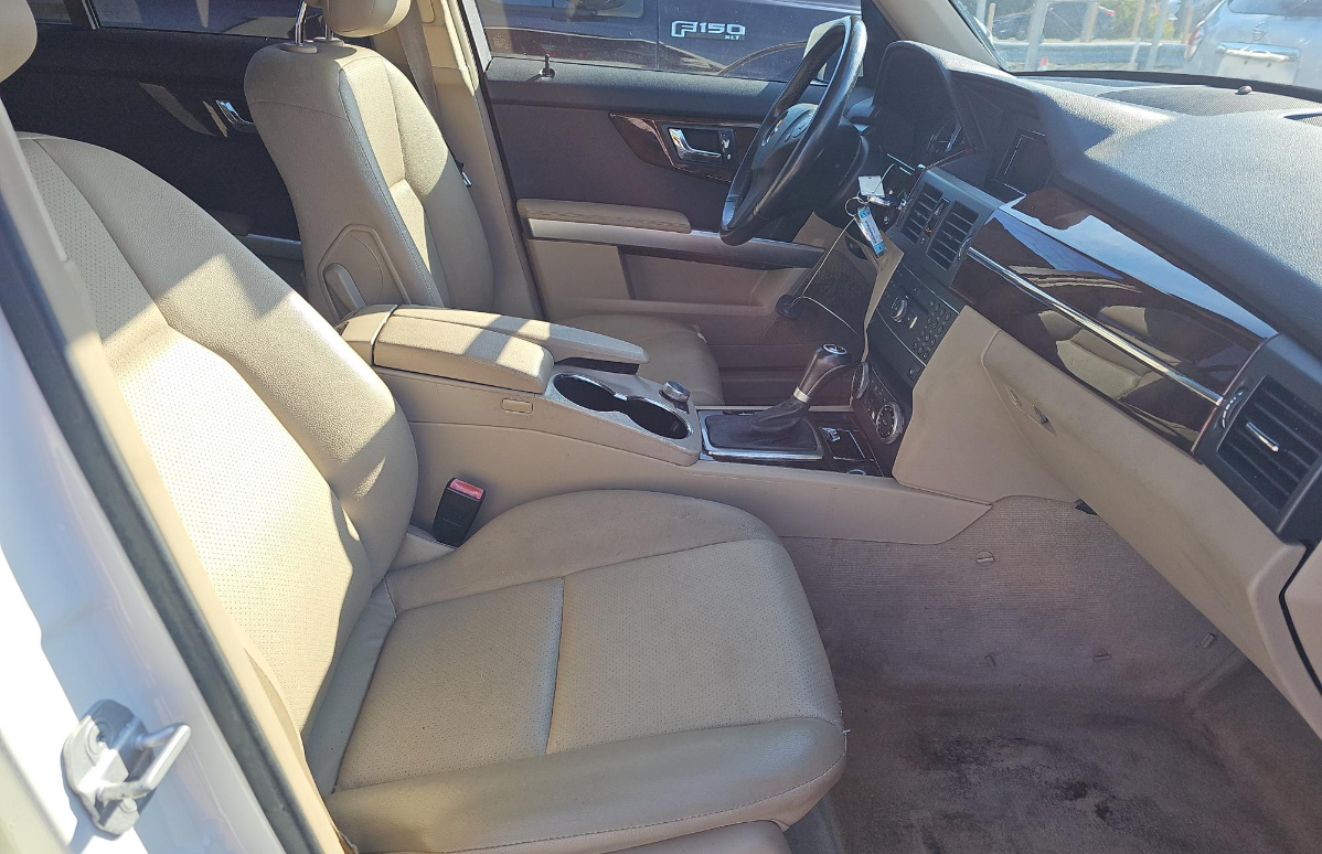 Mercedes-Benz GLK-Class  2011