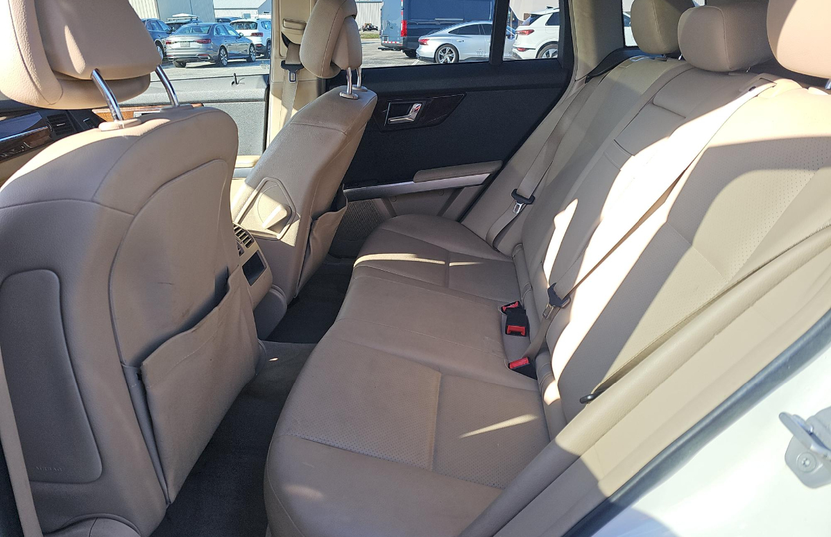 Mercedes-Benz GLK-Class  2011