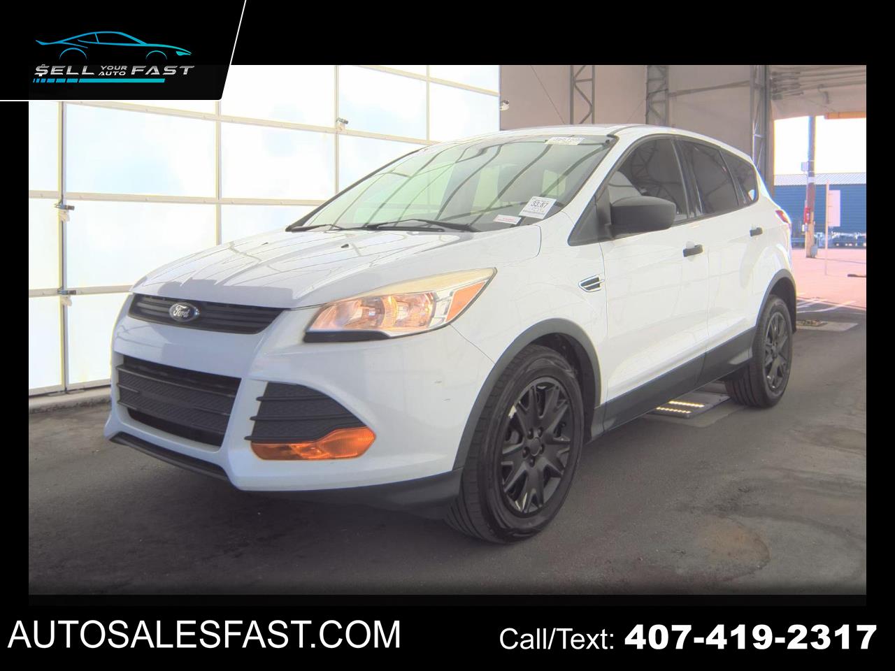 2015 Ford Escape S's photo