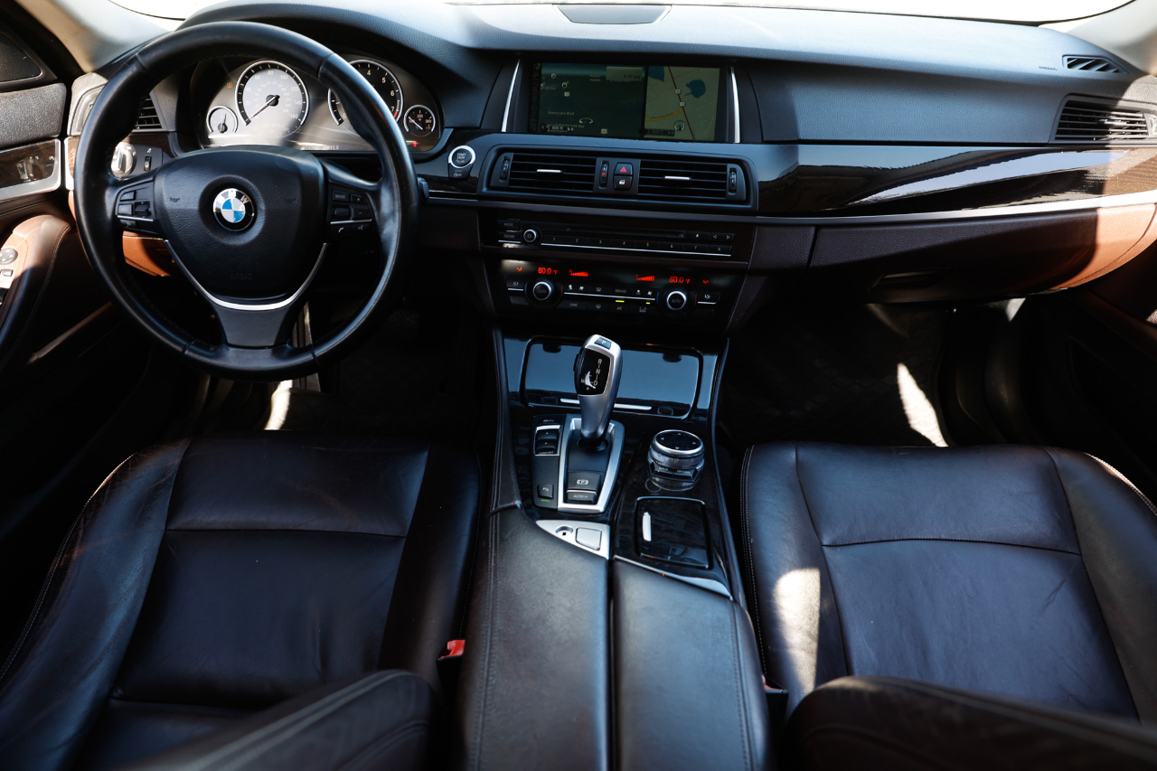 BMW 528i  2014