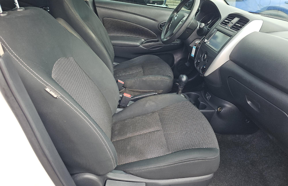 Nissan Versa Sedan  2019