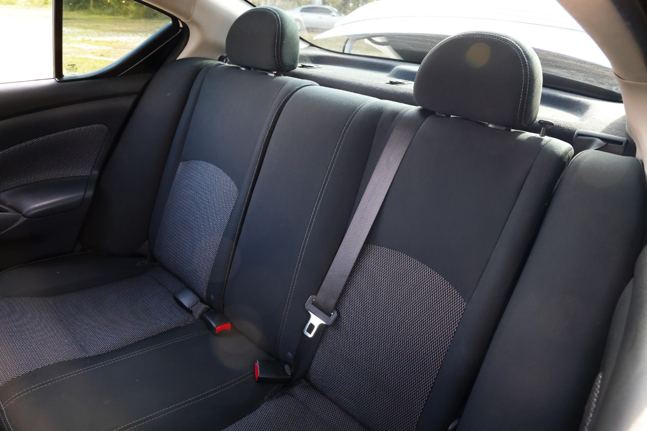 Nissan Versa Sedan  2019