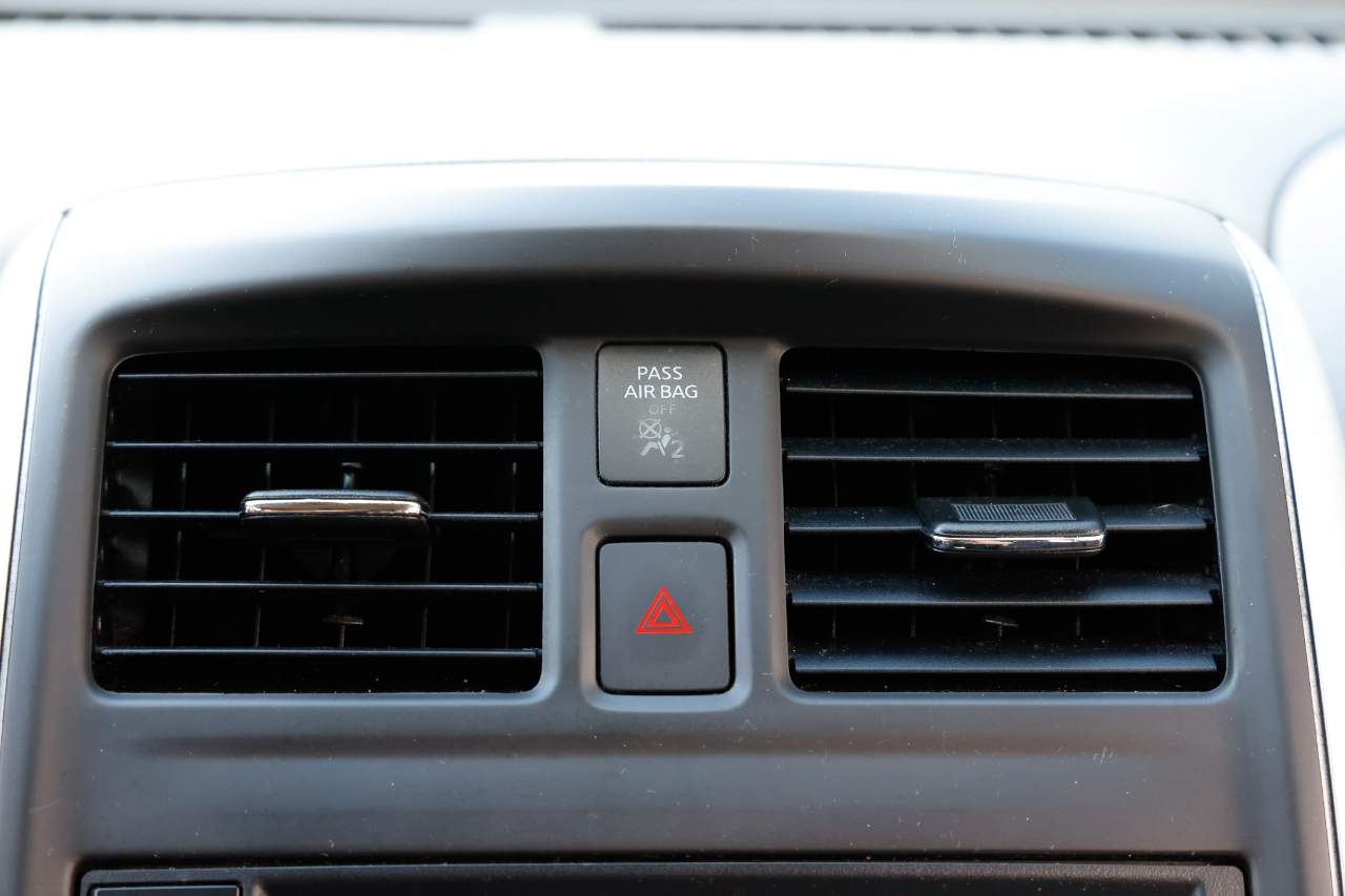 Nissan Versa Sedan  2019