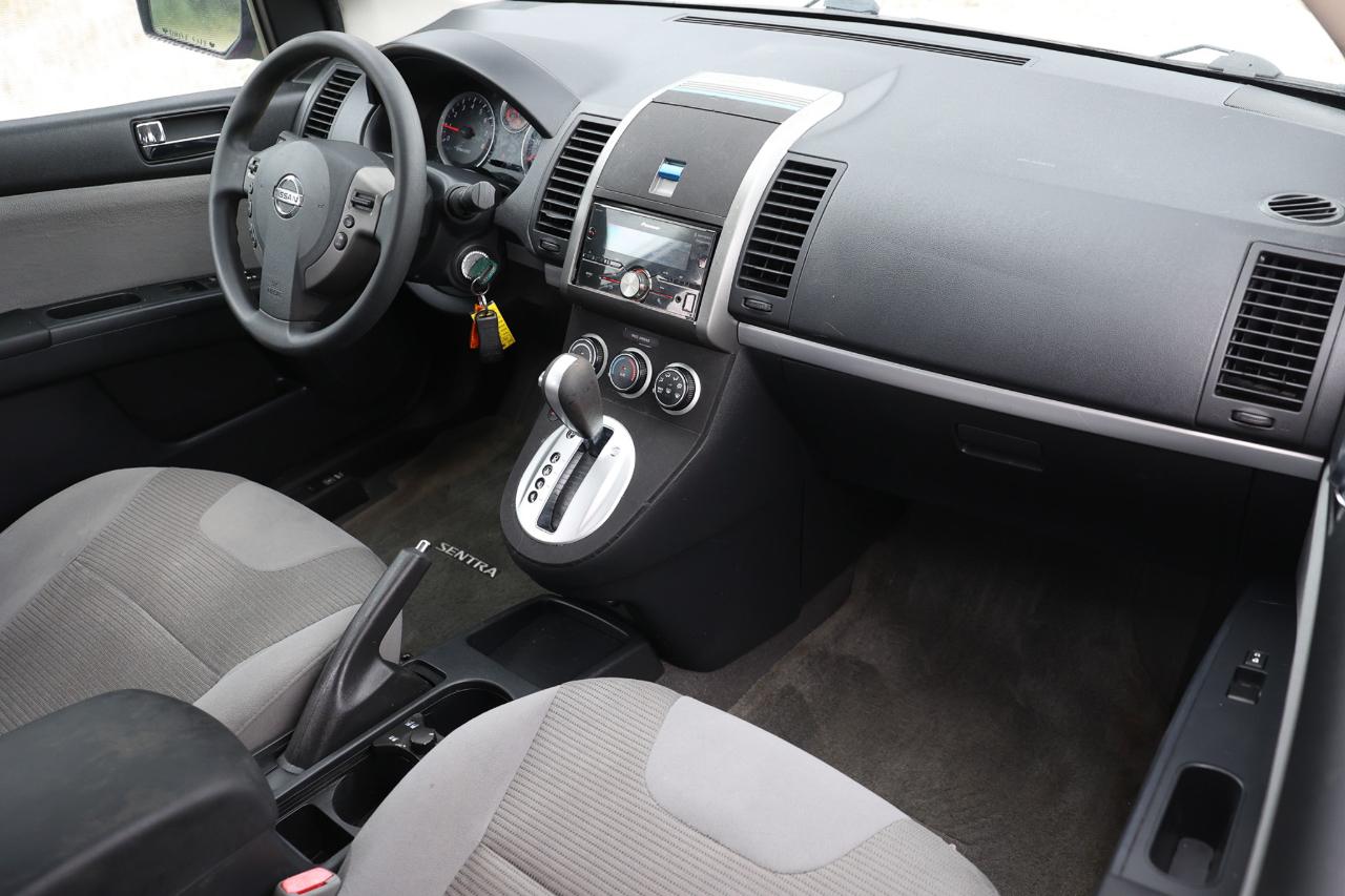 Nissan Sentra  2012