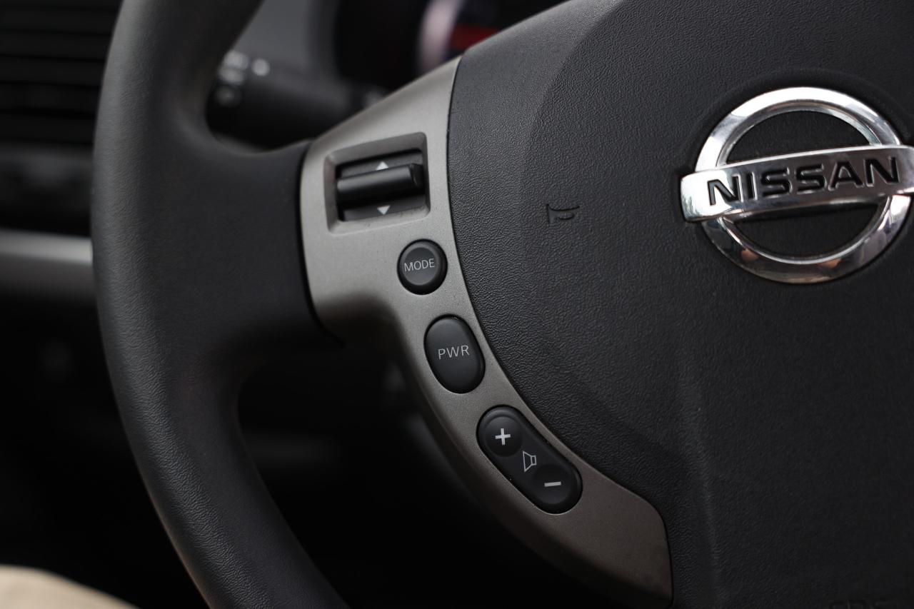 Nissan Sentra  2012