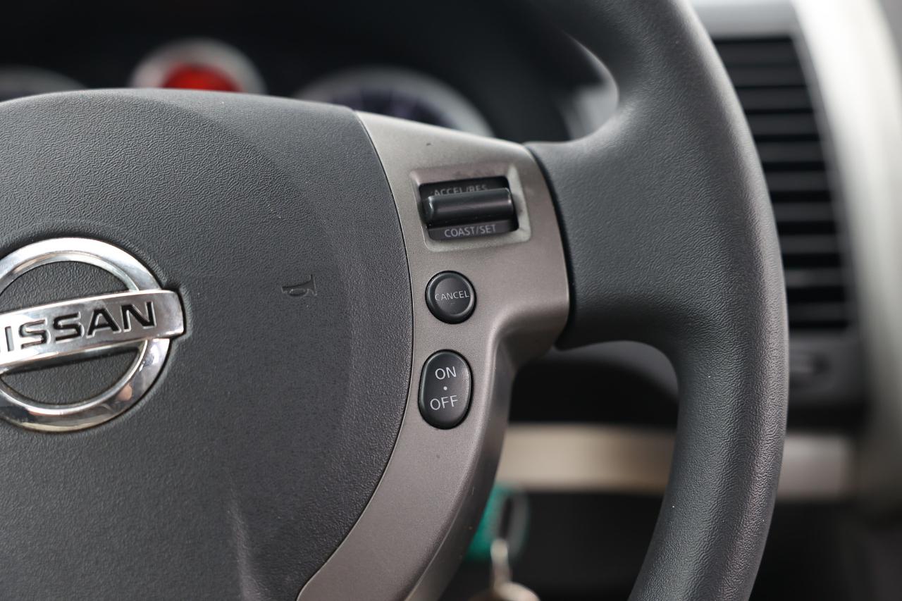Nissan Sentra  2012