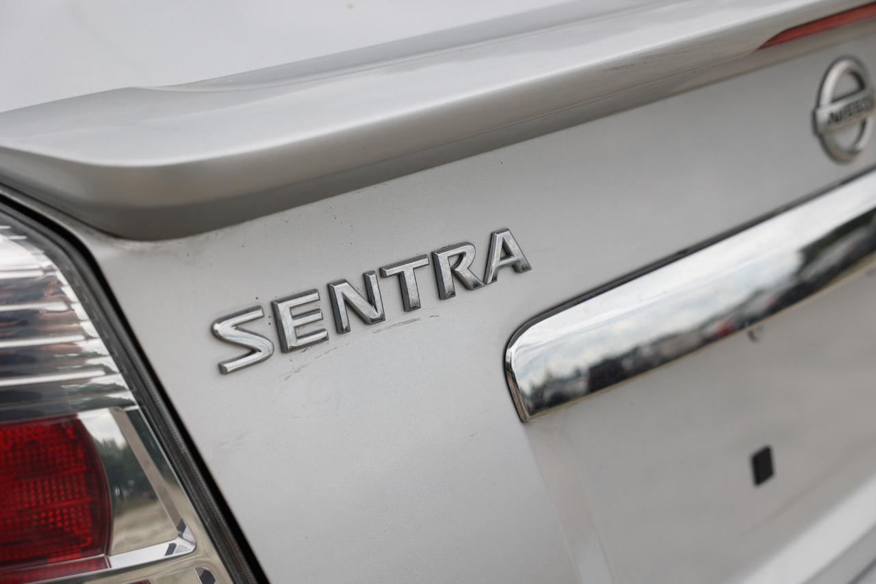 Nissan Sentra  2012