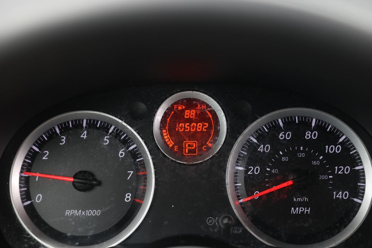 Nissan Sentra  2012
