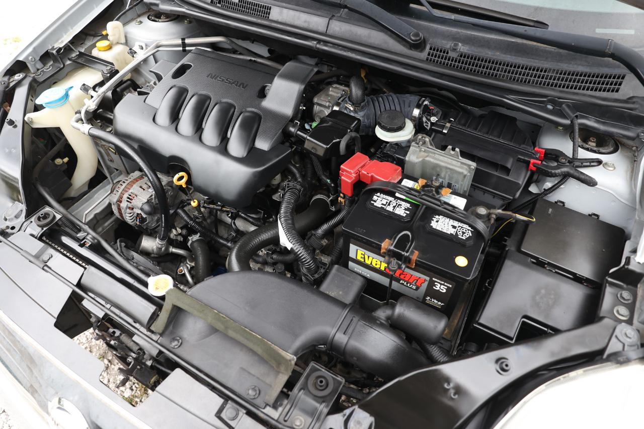 Nissan Sentra  2012